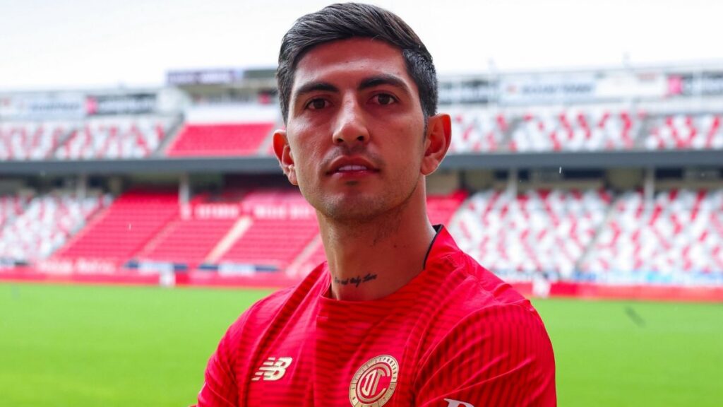 Víctor Guzmán es nuevo jugador del Toluca para el Apertura 2026