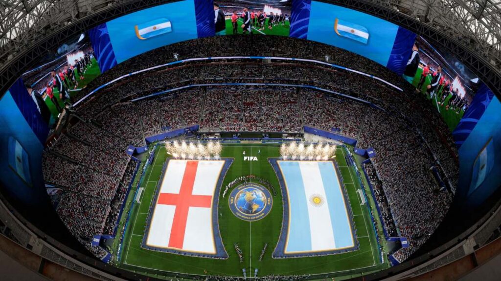 Inglaterra vs Argentina, abucheos en los Himnos