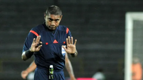 Ímer Machado renuncia a la Dirección de Árbitros del fútbol colombiano