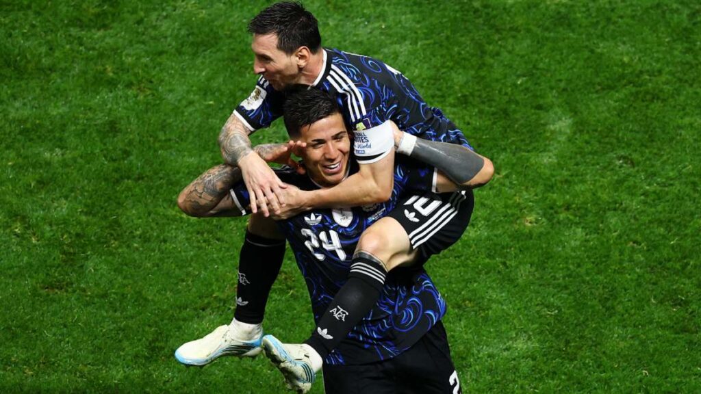 Enzo inició la remontada de Argentina. | Reuters