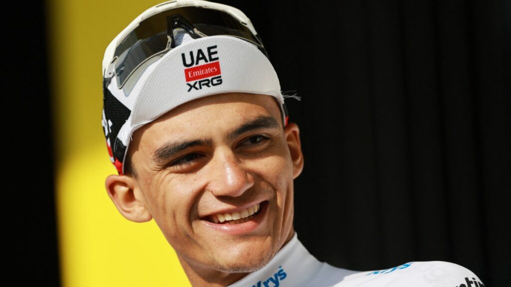 Isaac del Toro descarta una lesión grave y se ilusiona: “El podio del Tour es posible”