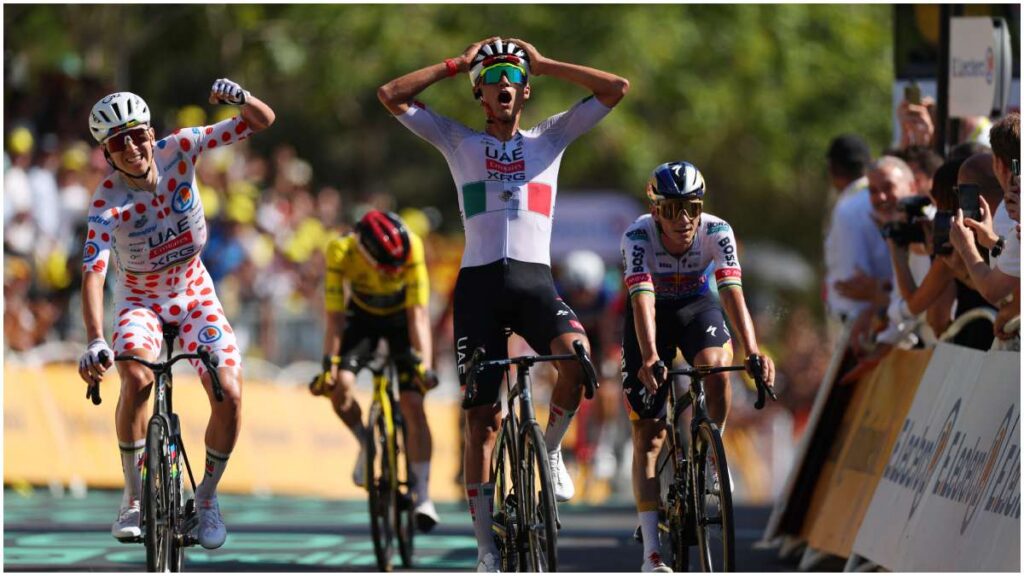 Isaac del Toro hizo historia para México al ganar la etapa 2 del Tour de Francia 2026, suficiente para colocarse entre los favoritos | Reuters