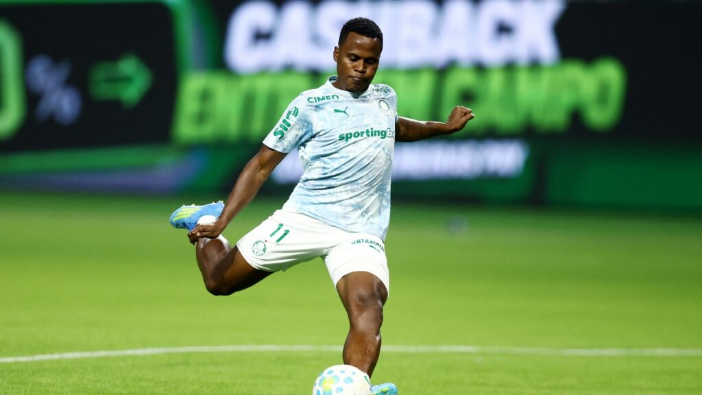 Jhon Arias fue la gran figura de Palmeiras en el triunfo ante Vitória