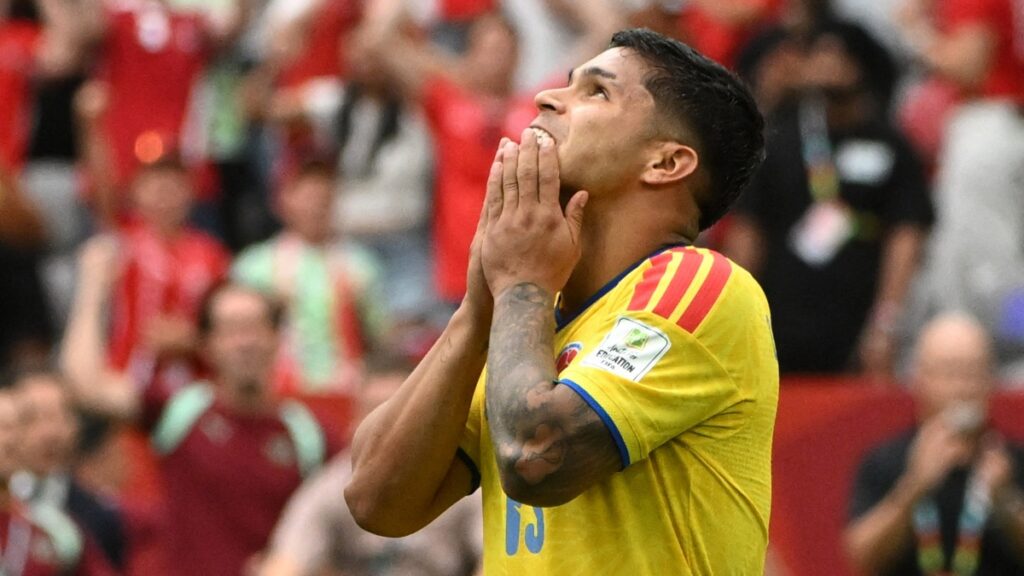 Juan Camilo 'Cucho' Hernández erró su penal y declaró para la prensa