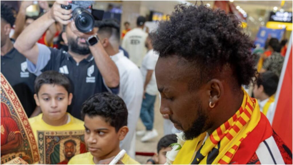 Julián Quiñones vuelve como ídolo a Arabia Saudita tras brillar con México.