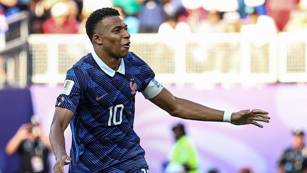 Kylian Mbappe celebra su gol