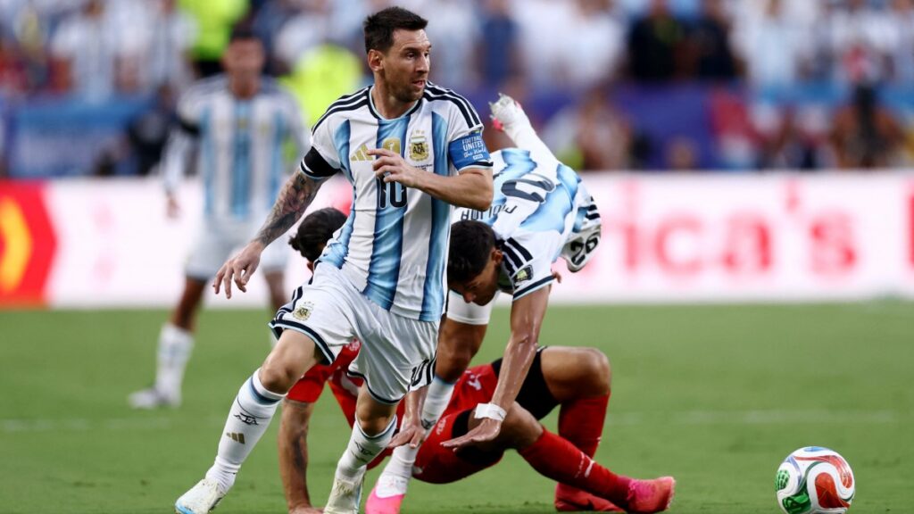 La Albiceleste controla el partido tras el gol