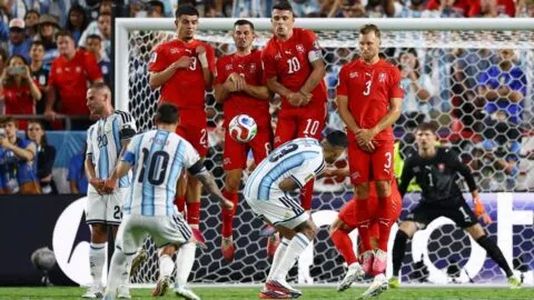 Argentina vs Suiza, en vivo: ¡Julián marca un golazo que huele a semis!