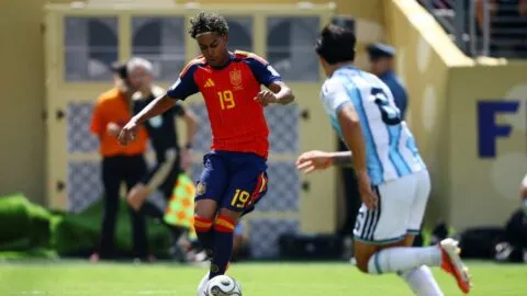 España vs Argentina, en vivo: La Roja toma la iniciativa