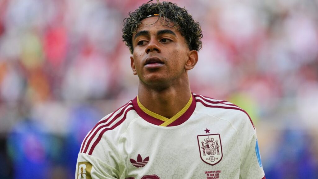 Lamine Yamal durante el España vs Uruguay en Guadalajara