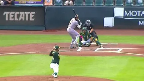 Leones y Pericos reparten triunfos y dejan empatada la serie en Puebla