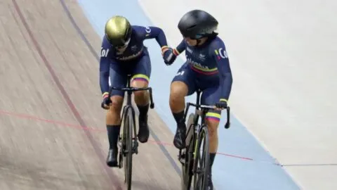 ¡Lina Hernández y Elizabeth Castaño dominan la pista! Oro en la Madison de Santo Domingo 2026
