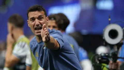 ¿Argentina favorecida especialmente por la FIFA? Qué dijo Scaloni de la polémica