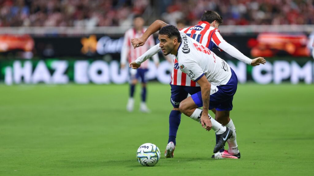 Los Diablos cerca del tercero