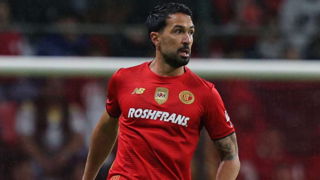 Luan García niega ruptura en el vestidor del Toluca