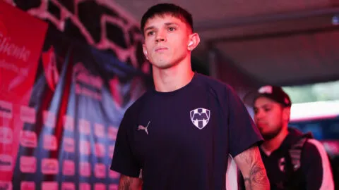 Luca Orellano hereda el 10 de Rayados y marca distancia con Sergio Canales
