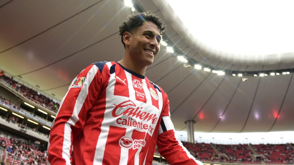 Luis Romo fija el objetivo de Chivas: “Hoy tenemos que ser campeones”