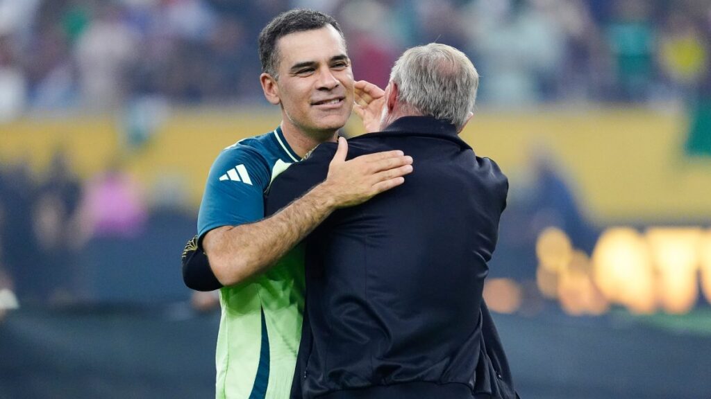 Ivar Sisniega defiende el proyecto rumbo a 2030: "Confiamos plenamente en la capacidad de Rafa Márquez"