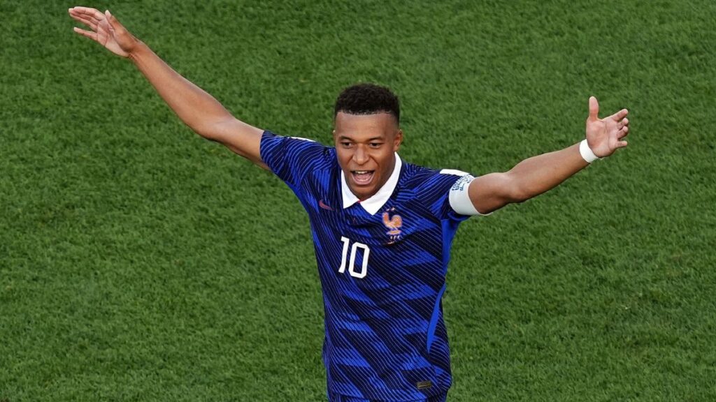 Mbappé sigue rompiendo récords en el Mundial