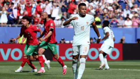 Francia vs Marruecos, en vivo: Désiré Doué pone a prueba a Bono