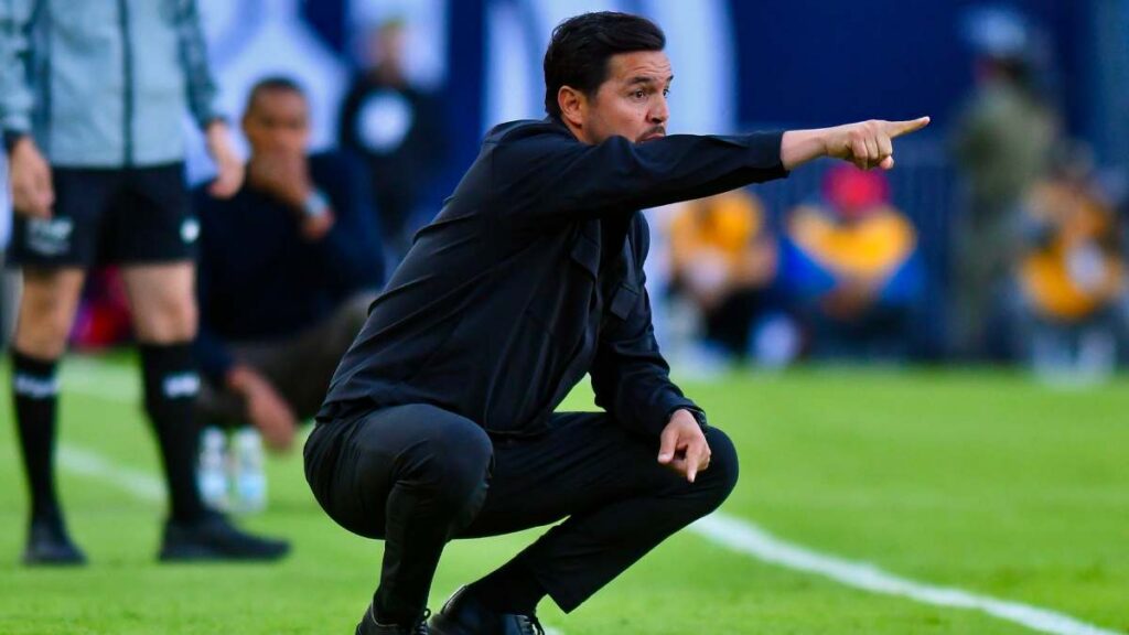 Diego Mejía aplaude reacción del Atlético de San Luis para conseguir el empate ante Tigres
