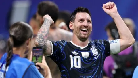 Messi va por un récord que no lograron ni Pelé ni Maradona: ser el primer capitán bicampeón del mundo