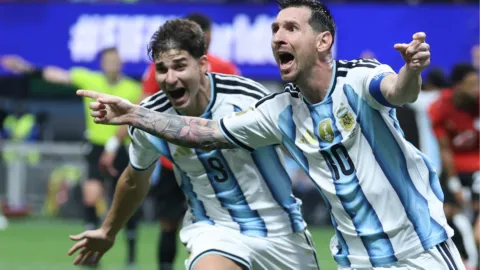 Luego de casi caer con Egipto: cómo es la historia de Argentina con Suiza y con Colombia, potenciales rivales de cuartos