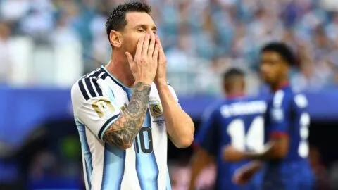 Argentina vs Cabo Verde, en vivo: Vozinha ataja el disparo de Leo Messi