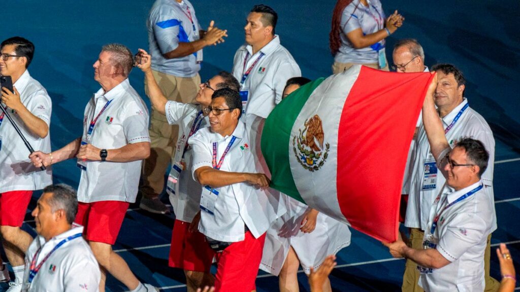 La delegación mexicana en la inauguración de los Juegos Centroamericanos