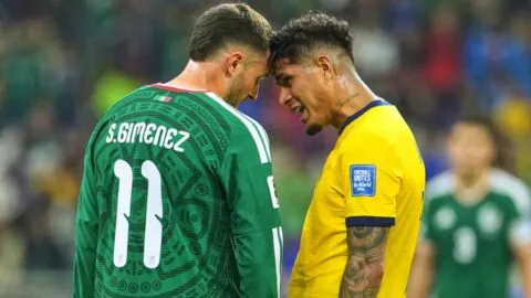 ¡Le saca la sopa! Un niño pone en aprietos a Santiago Gimenez sobre lo que le dijo Hincapié en el Mundial 2026