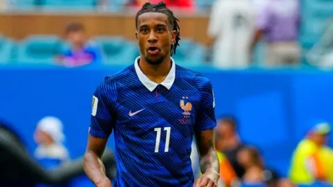 Michael Olise supera a Pelé con siete asistencias en un solo Mundial