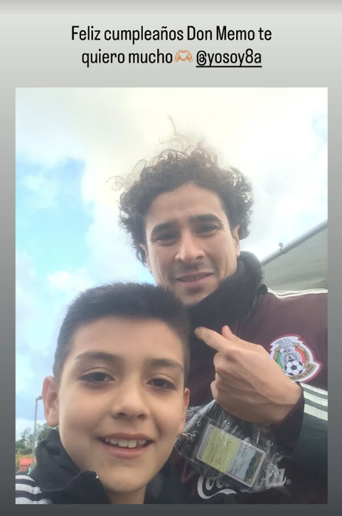 Memo Ochoa y Gil Mora