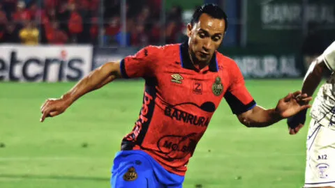 El campeón Municipal se estrena con un triunfo ante Mixco