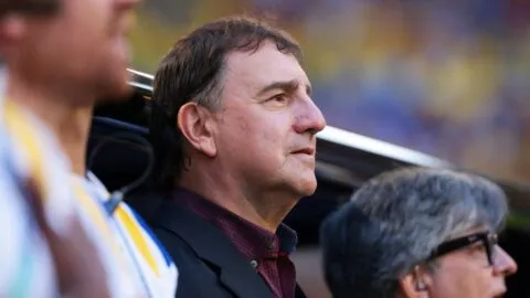 ¡Néstor Lorenzo llega a 50 partidos dirigiendo la Selección Colombia!