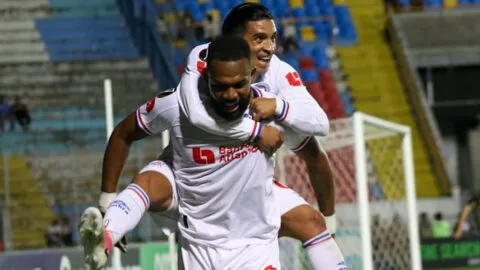 Olimpia vence a Mixco y comienza con triunfo su camino en la Copa Centroamericana 2026