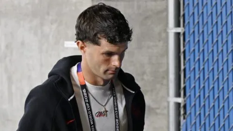 Pulisic sufre microfractura tras la eliminación de Estados Unidos en la Copa del Mundo