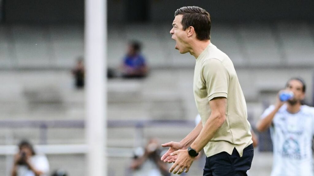 Pumas enfrenta contratiempo con su plantilla.