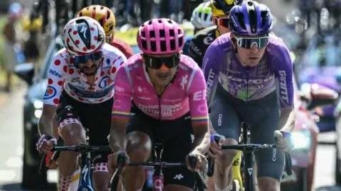 Richard Carapaz gana la etapa 18 del Tour de Francia
