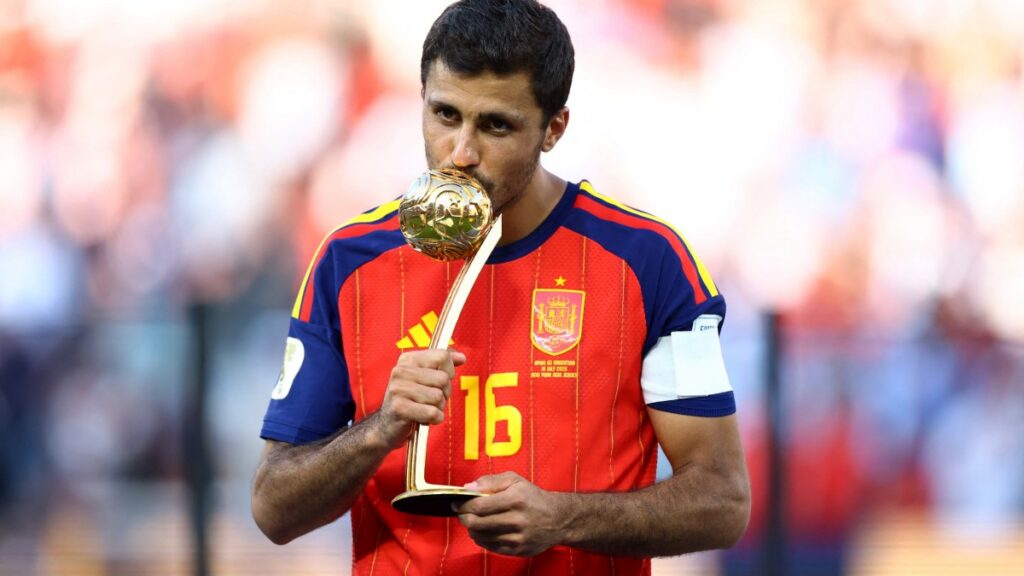 Rodri recibe el Balón de Oro del Mundial 2026 tras liderar a España al título