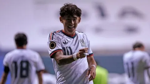 Santiago Sandoval regresa con México sub 20 tras ser operado; evaluarán si puede reaparecer en el Premundial
