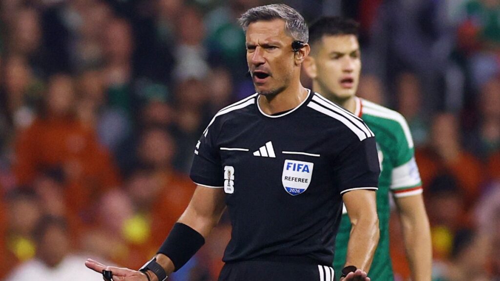 Slavko Vinčić dirigirá España vs Argentina