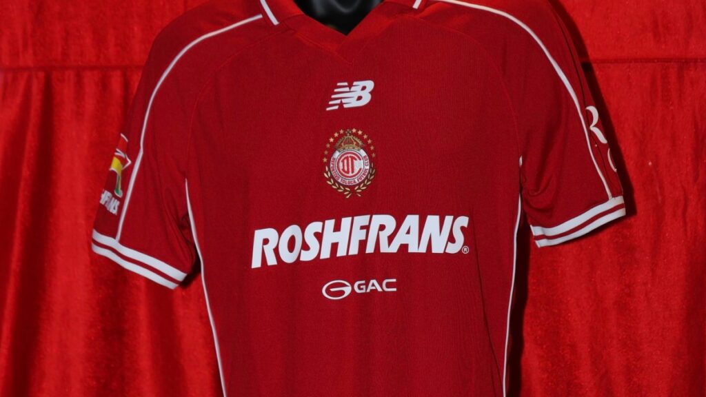 Toluca presenta su nuevon uniforme