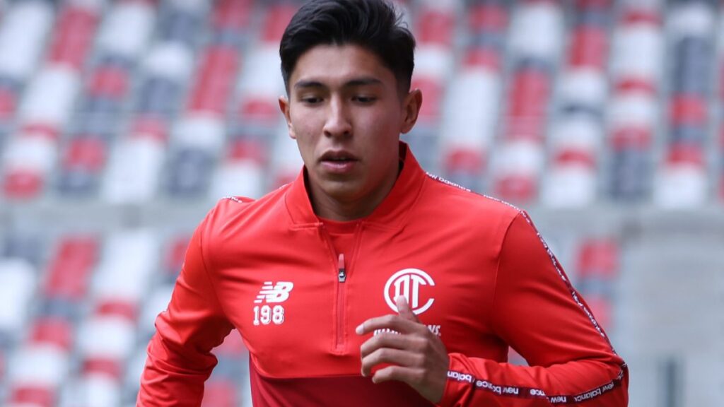 Pumas continúa con la conformación de su plantilla para el Apertura 2026 y tiene prácticamente cerrada la incorporación de Víctor Arteaga,