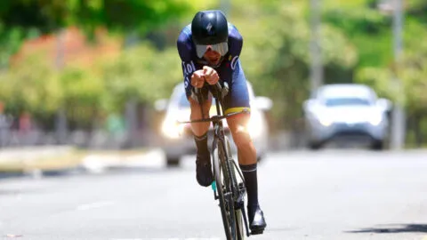 ¡Wálter Vargas se luce en ciclismo de ruta! Primer oro para Colombia en Santo Domingo 2026