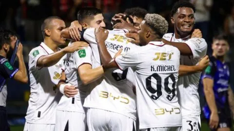 Alajuelense tropezó con Pérez Zeledón y llega con dudas al Clásico ante Saprissa