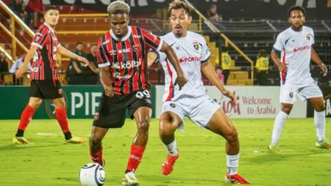 Alajuelense derrota a Plaza Amador y avanza a cuartos de final de la Copa Centroamericana 2026