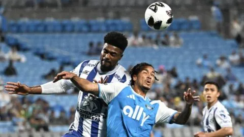 Pachuca sobrevive a un penal y gana en el último suspiro ante Charlotte