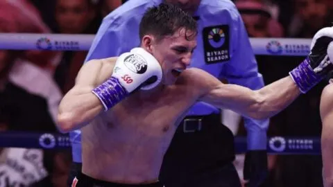 Alan David Picasso olvida el revés ante Inoue e inicia su camino en el peso pluma de la mano del Canelo Team