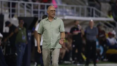La historia de Alfredo Arias en Junior llega a su fin: es oficial su salida del club