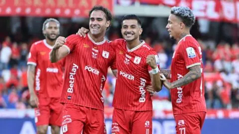 Lluvia de goles 'escarlatas' en Cali: las claves del triunfo de América ante Boyacá Chicó